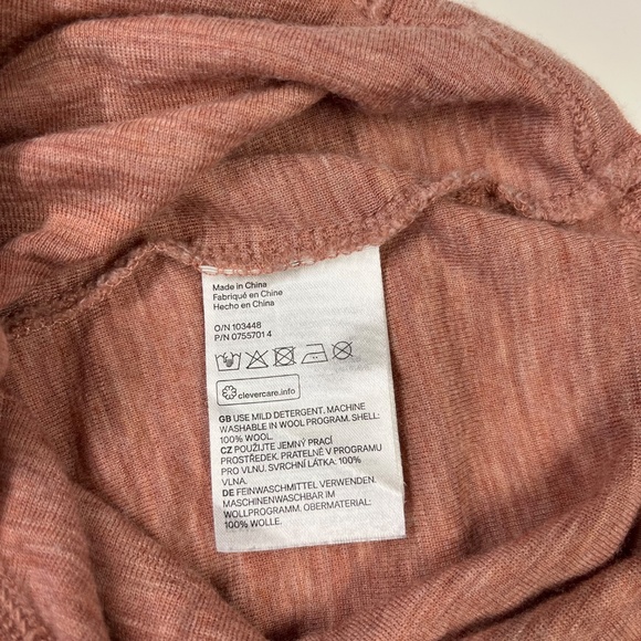 Bundle of 5 H&M Baby Merino Wool Onesies Size 2T EUC - Picture 4 of 4